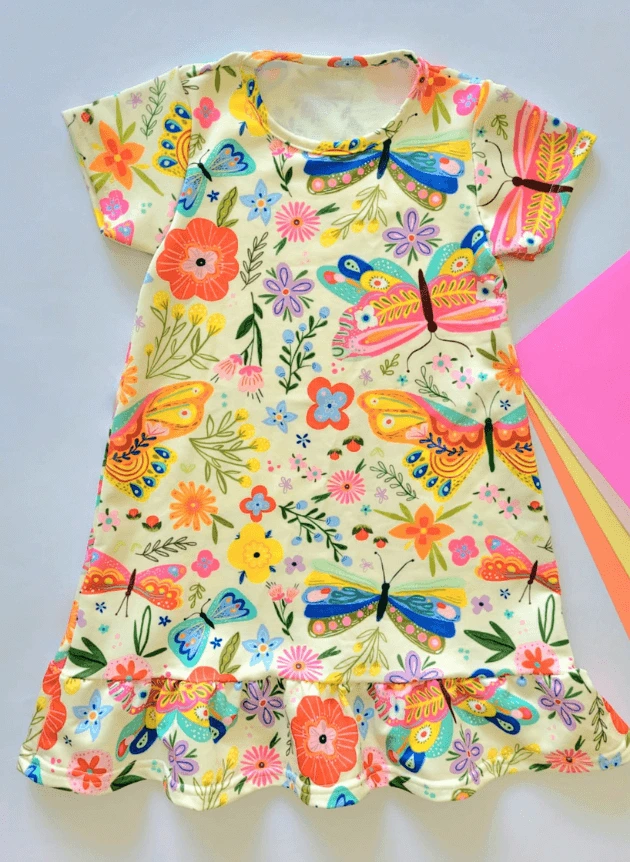 Vestido Manga Curta Borboletas